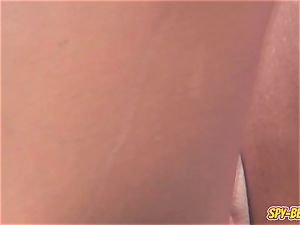 amateur Beach nudist voyeur - Close Up shaved vagina
